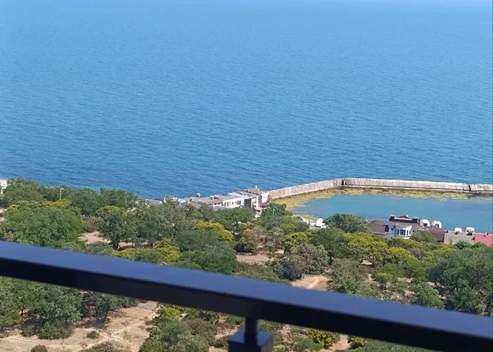 терраса с панорамой моря в аркадии * Odessa